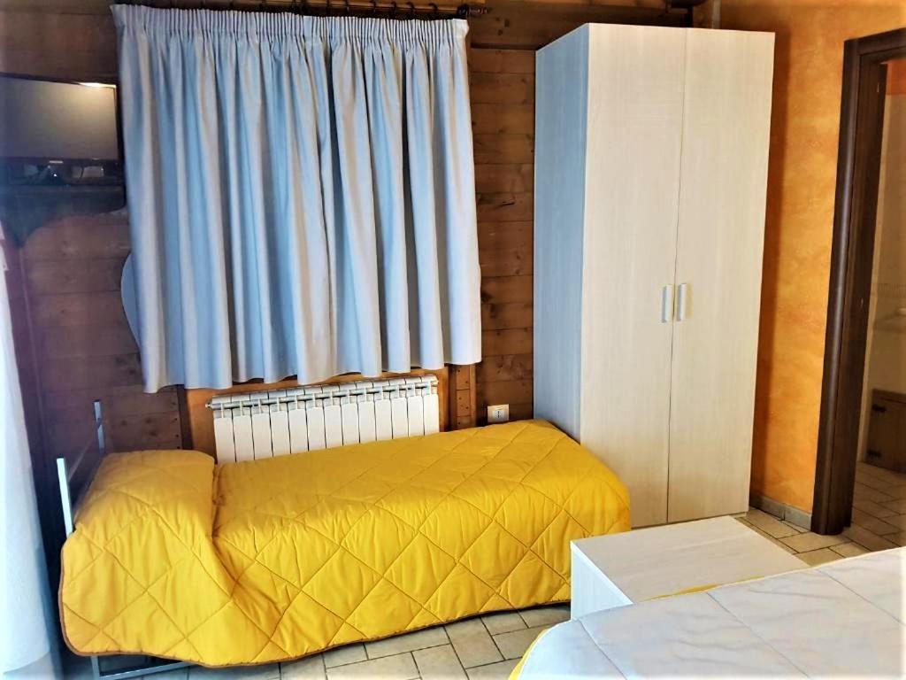 Bed and Breakfast Il Laghetto Кастровиллари Экстерьер фото