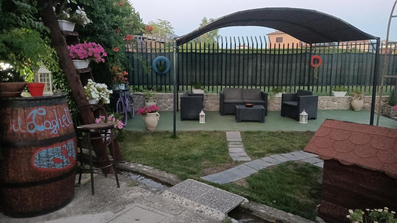 Bed and Breakfast Il Laghetto Кастровиллари Экстерьер фото